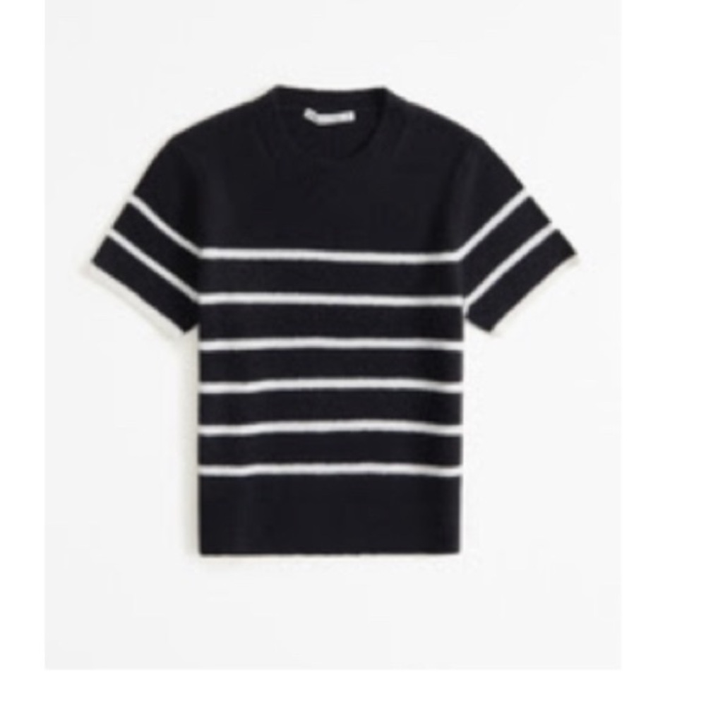 Women’s crew neck sweater tee from Abercrombie